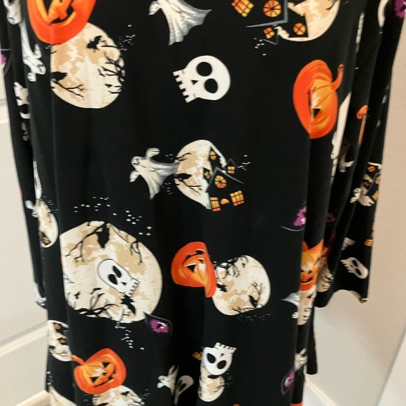 Larace Halloween Top T Shirt Black Pumpkins Ghosts scalloped Skulls 2X - Picture 3 of 6